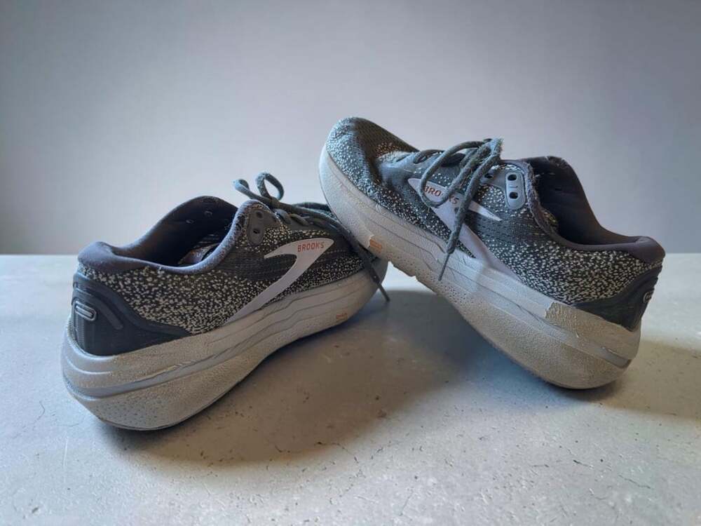 Brooks Ghost Max 2 Sneakers